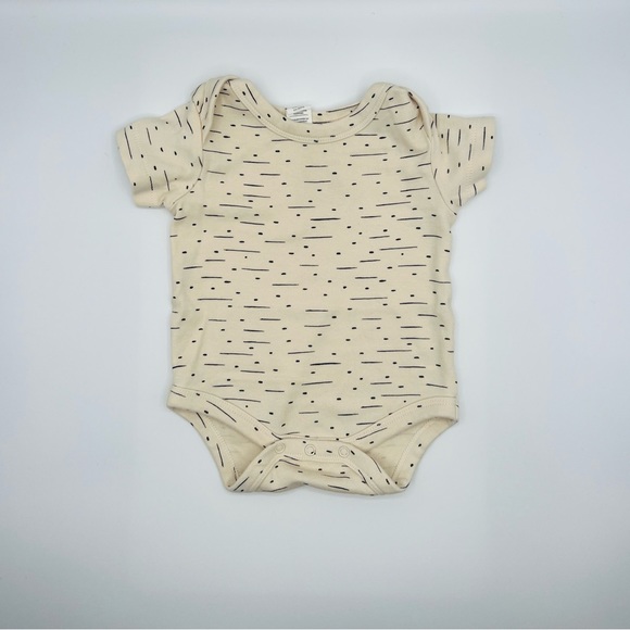 Pair of Colored Organics Brand Classic Bodysuits (2) - Picture 2 of 2